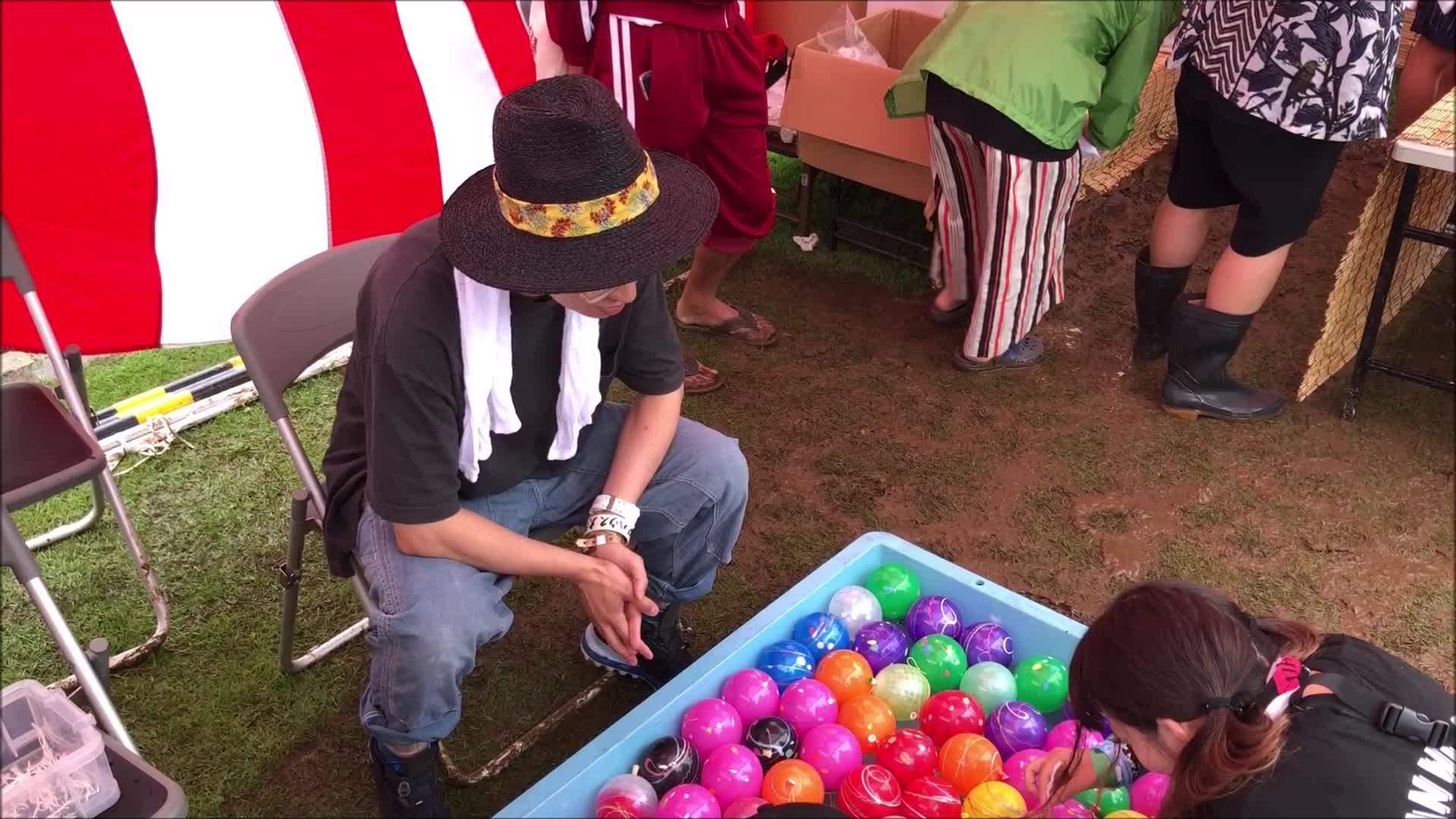 風とロック芋煮会2018 ヨーヨー釣りの人